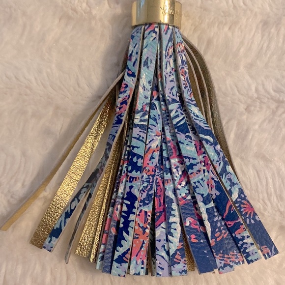 Lilly Pulitzer keychain - Picture 6 of 8
